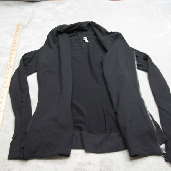 Lululemon Jacket Womens 8 Black Bhakti Yoga Track Jog Run Gym Wicking Running - Picture 2 of 13